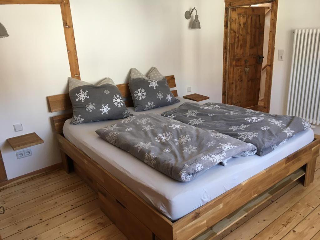 Apartament Unterm Schiefen Turm *